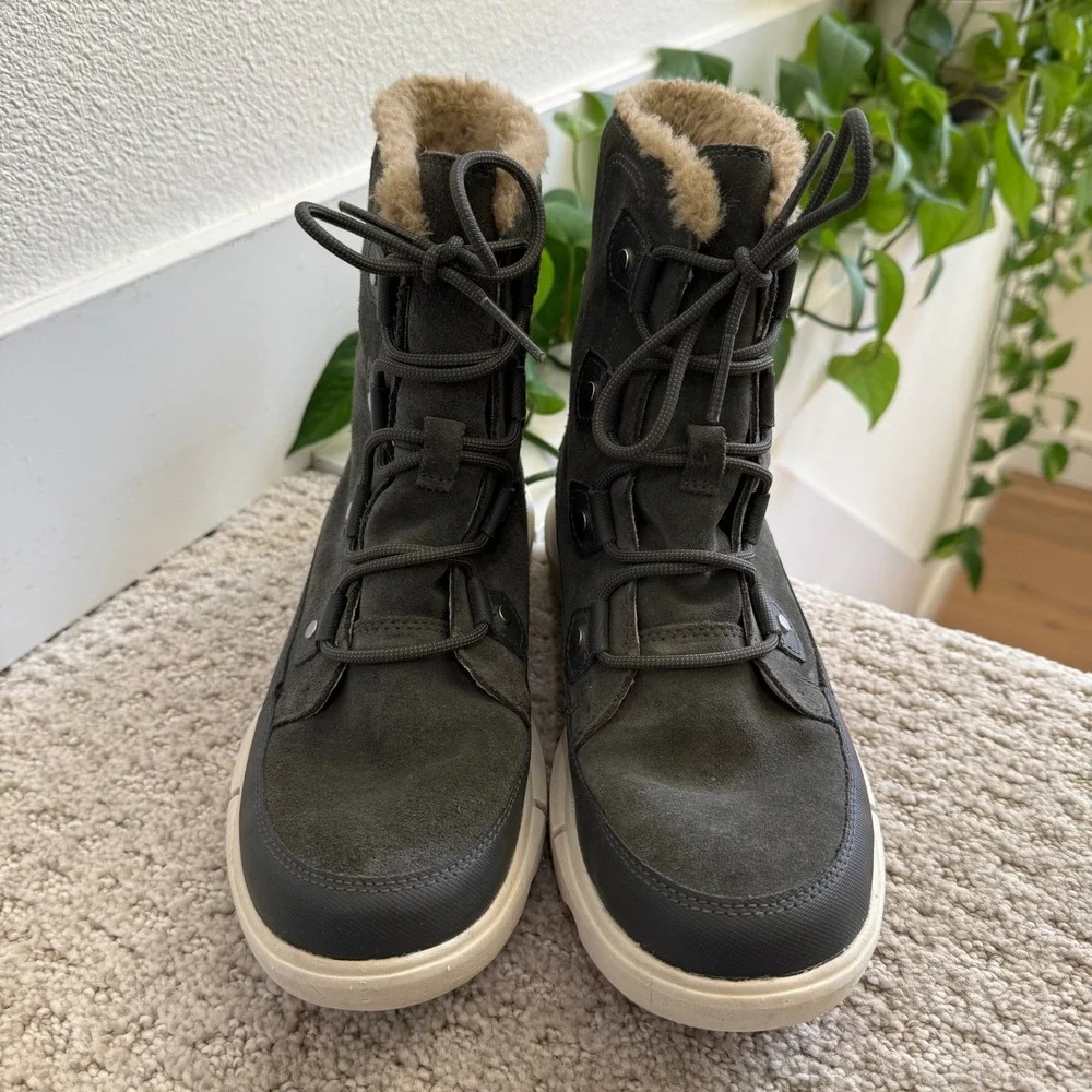 Sorel EXPLORER II JOAN WATERPROOF BOOTS Faux Fur WOMEN 10 GRILL FAWN LEATHER‎